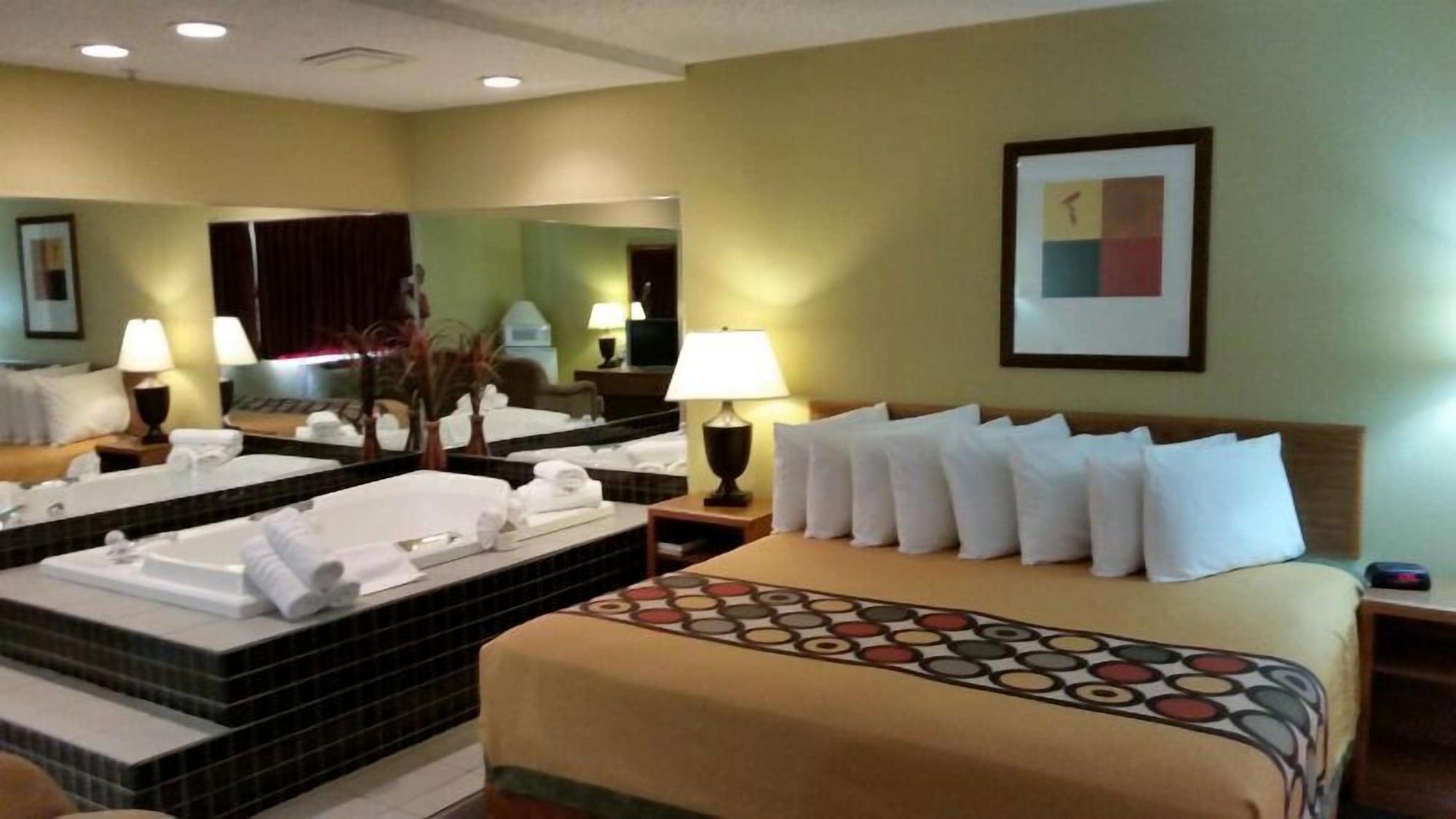 ซูเปอร์ 8 บาย วินด์แฮม ตรินิแดด Hotel ภายนอก รูปภาพ