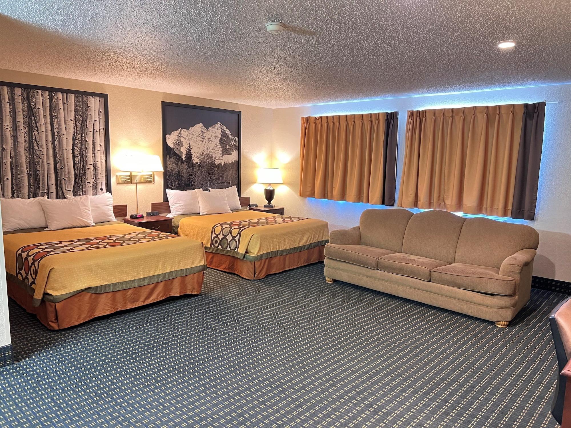 ซูเปอร์ 8 บาย วินด์แฮม ตรินิแดด Hotel ภายนอก รูปภาพ