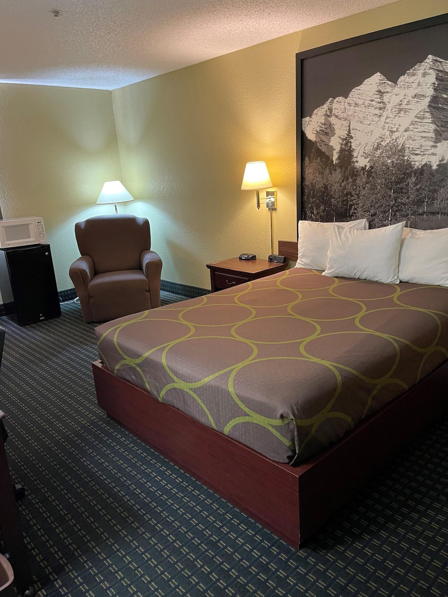 ซูเปอร์ 8 บาย วินด์แฮม ตรินิแดด Hotel ภายนอก รูปภาพ