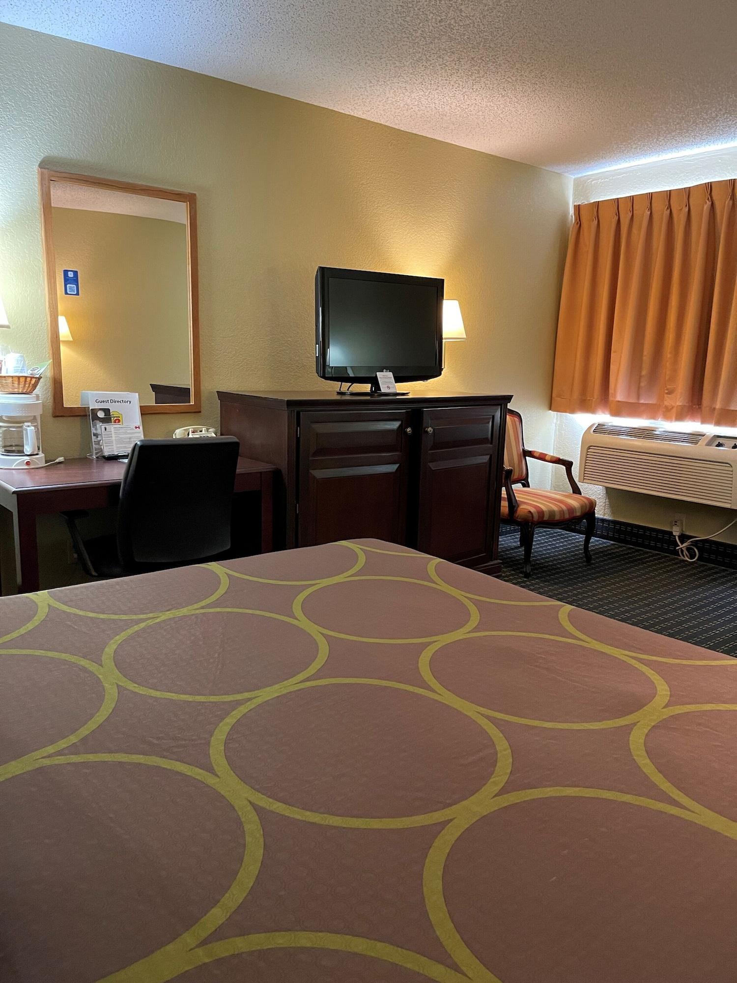 ซูเปอร์ 8 บาย วินด์แฮม ตรินิแดด Hotel ภายนอก รูปภาพ